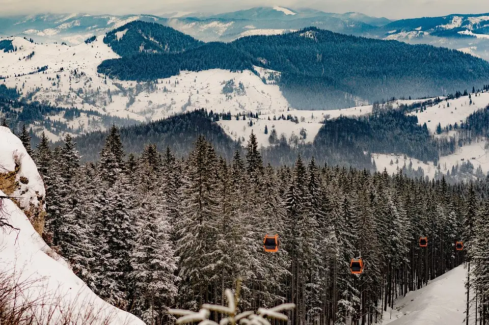 Cele mai atmosferice locuri din Bucovina, unde este plăcut să joci la cazinouri online